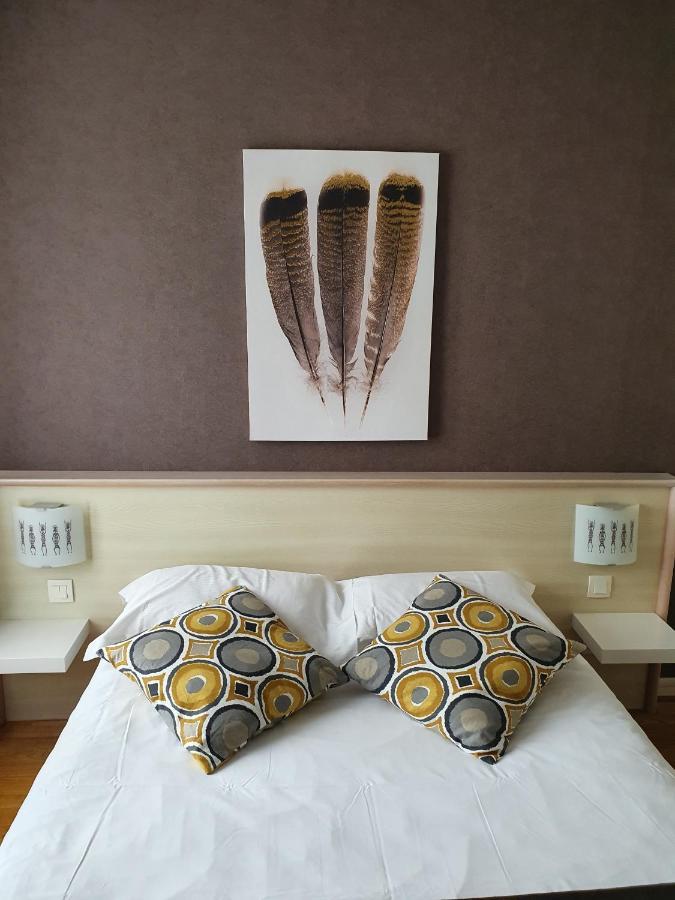 Hotel Etesia Feurs Luaran gambar